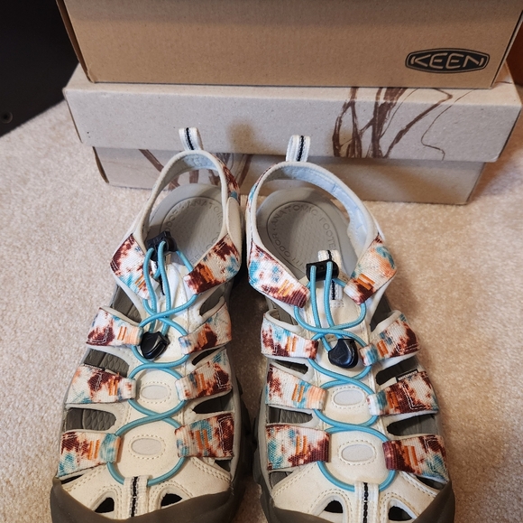 Keen Newport H2 1026243 Drizzle/Porcelain US 10 - Picture 2 of 4